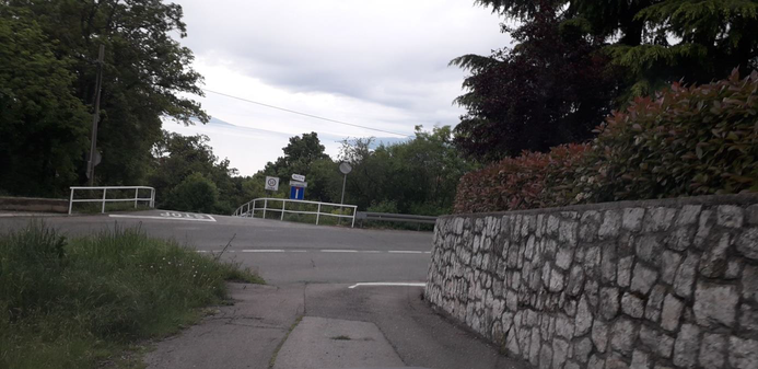 Zatvaranje nerazvrstane ceste u ulici Brestovice