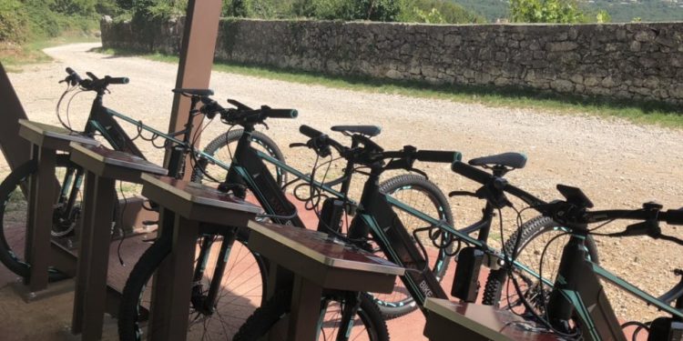 Završena sezona najma e-bicikla