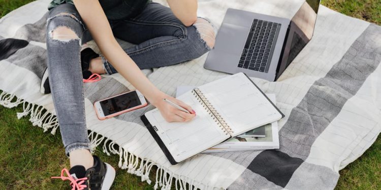 Odlukom gradonačelnika povećan broj učeničkih stipendija